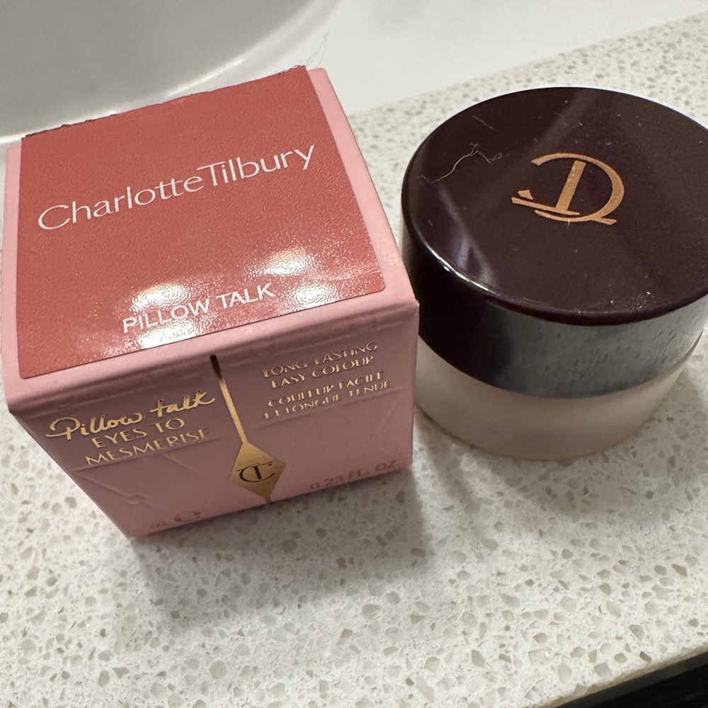 Charlotte Tilbury Eyes to Mesmerize-Pillow Talk